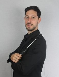 Alejandro Puchades, Violí i Conjunt Instrumental.